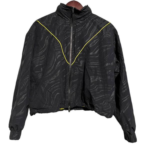 Fabletics Women’s Stace Woven Cropped Jacket / Black And Yellow - Picture 2 of 15